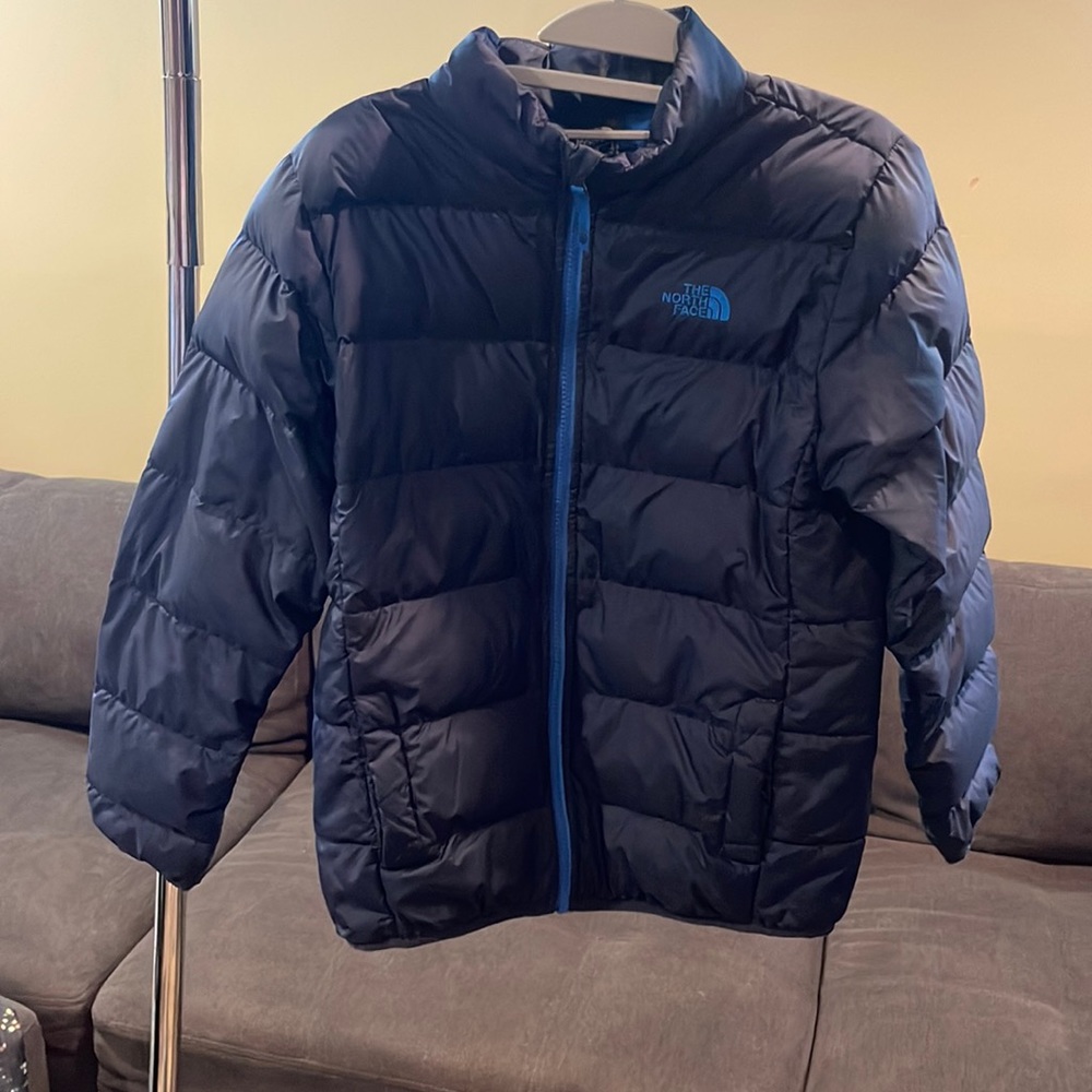 Boys North Face puffer jacket size L